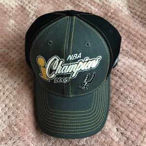 2005 Spurs champions cap
